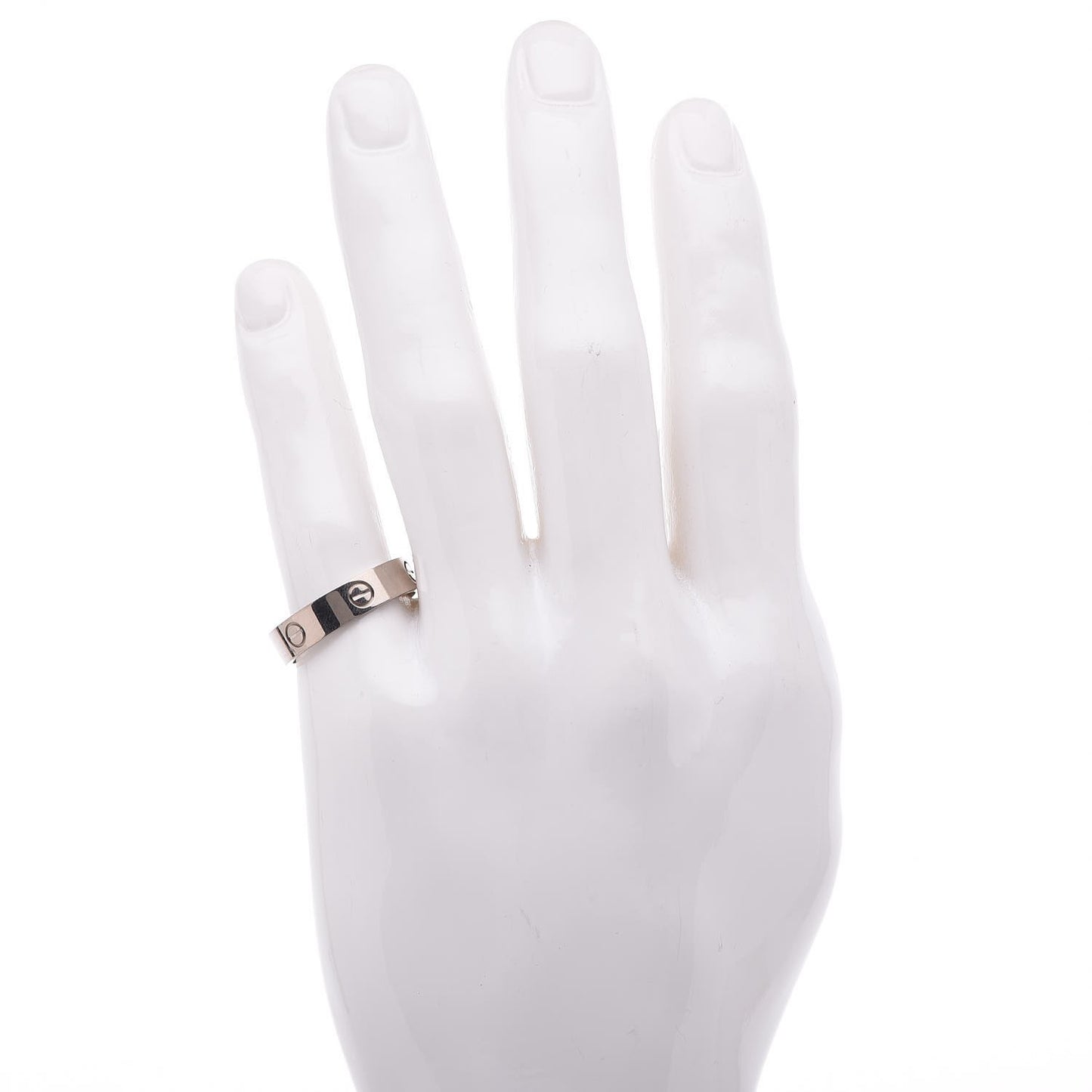 18K White Gold 5.5mm LOVE Ring 67 11.75