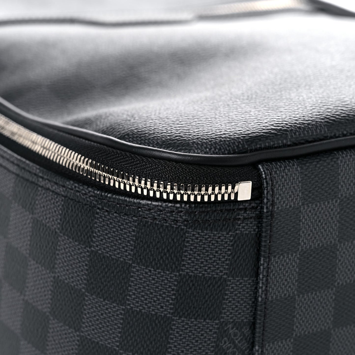 Damier Graphite Michael Backpack NV2