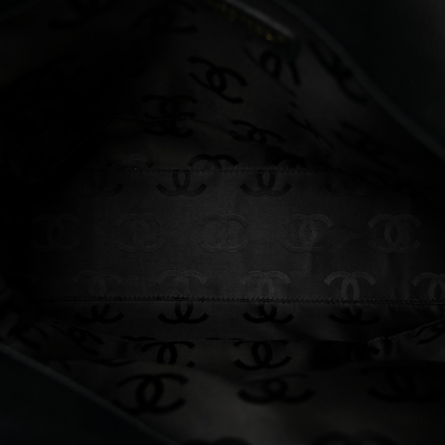 Caviar CC Stitched Medium Tote Black Black