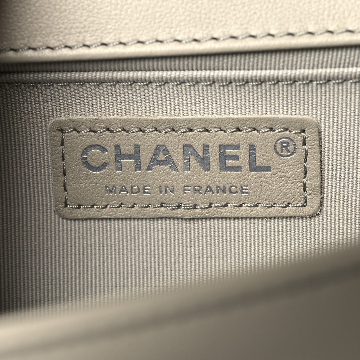 Lambskin Chevron Medium Boy Flap Grey