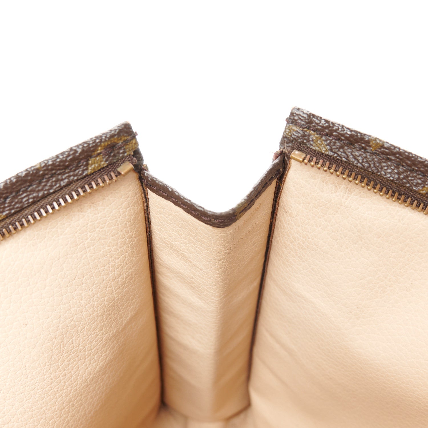 Louis Vuitton Monogram Toiletry Pouch 26 11 of 12