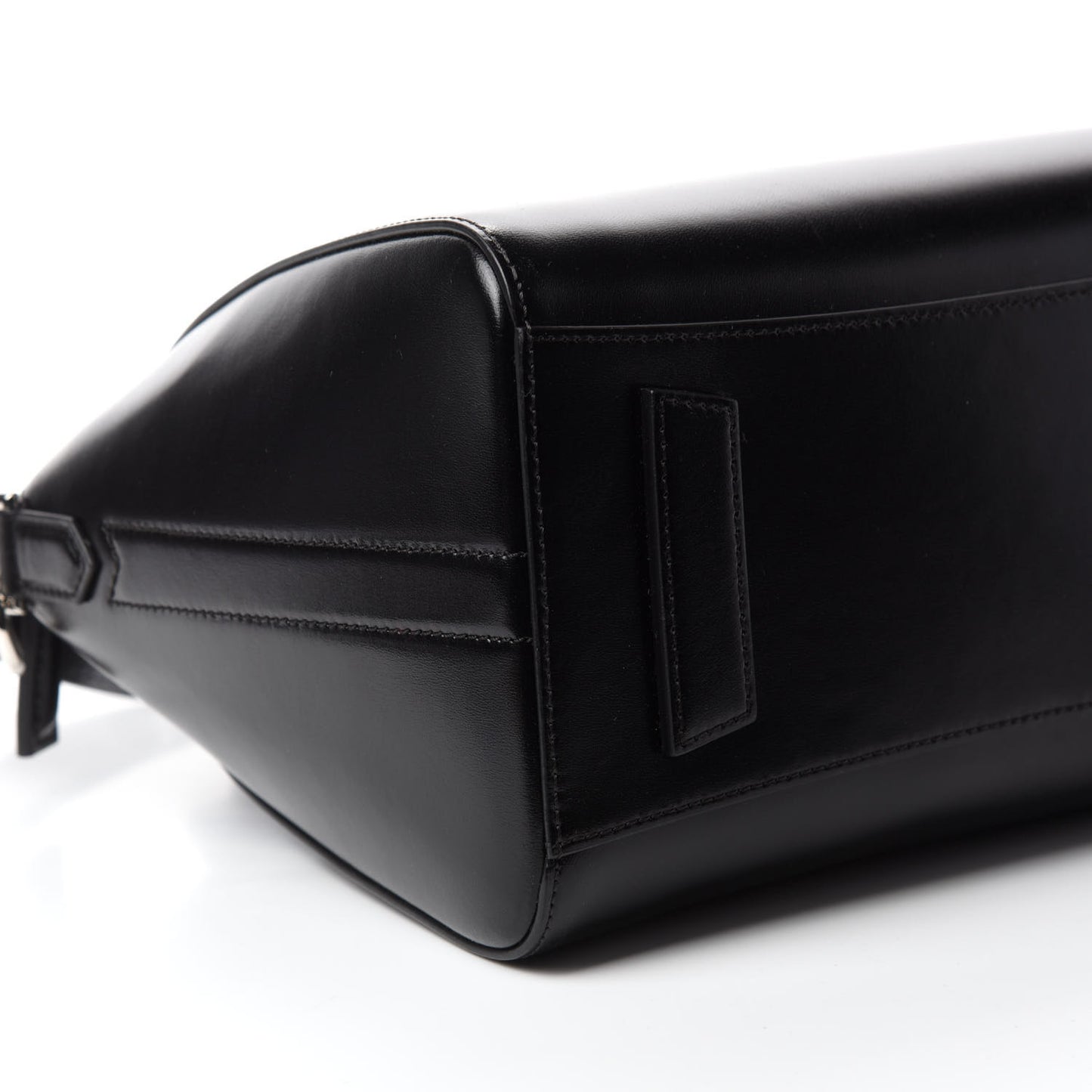 Shiny Lord Calfskin Small Antigona Black