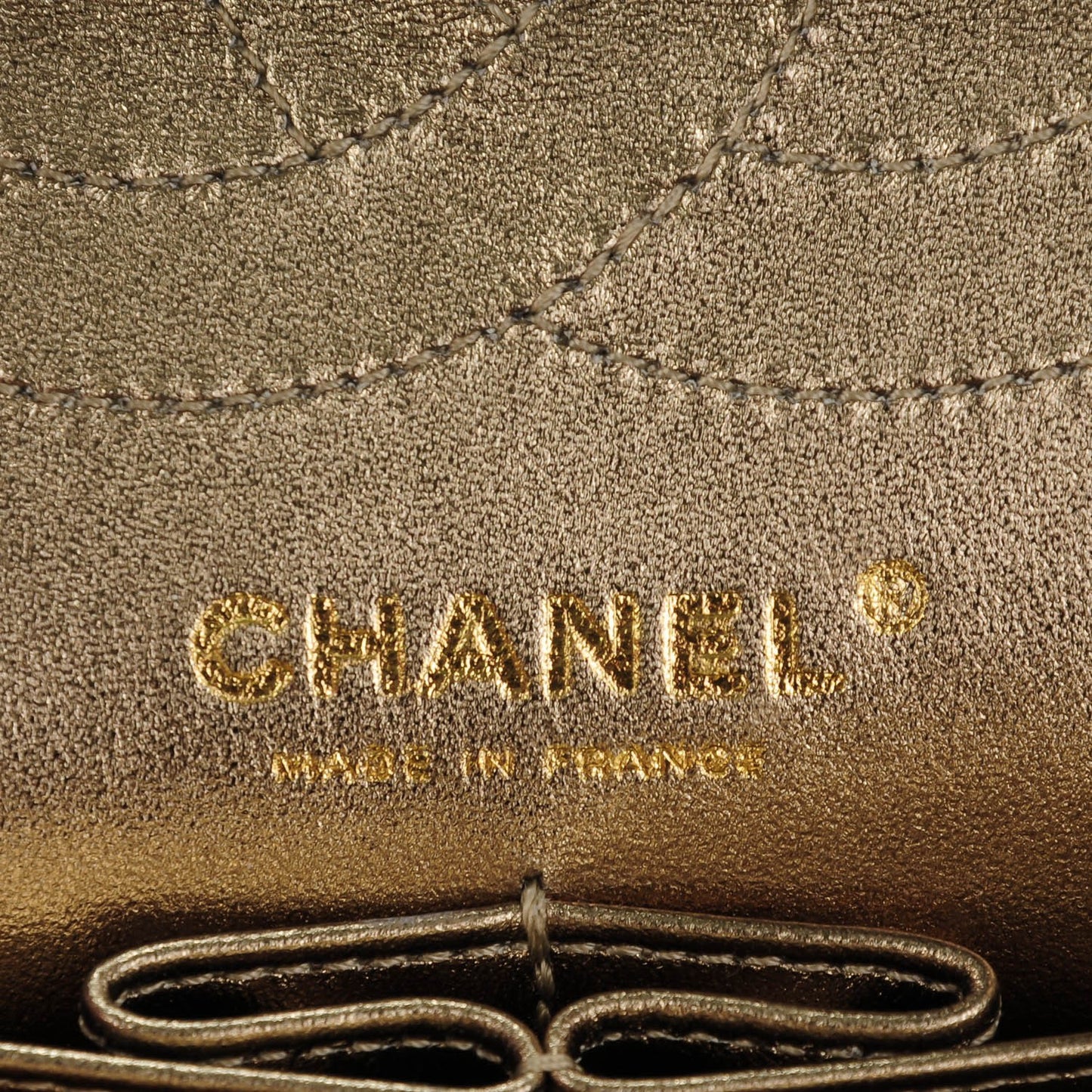 Aged Calfskin 2.55 Reissue 225 Flap Metallic Gold