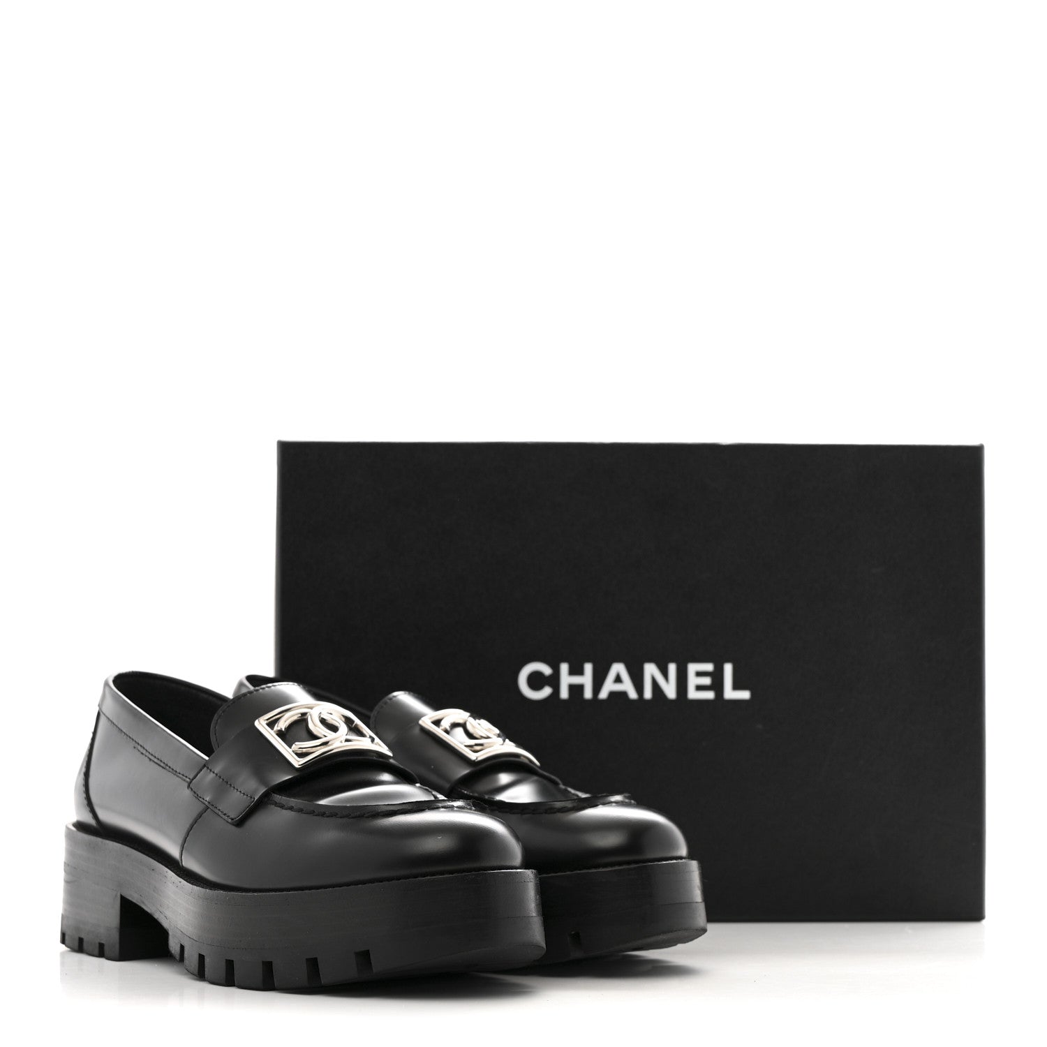 Chanel Calfskin Metal CC Loafers 35 Black 1767457 – FASHIONPHILE