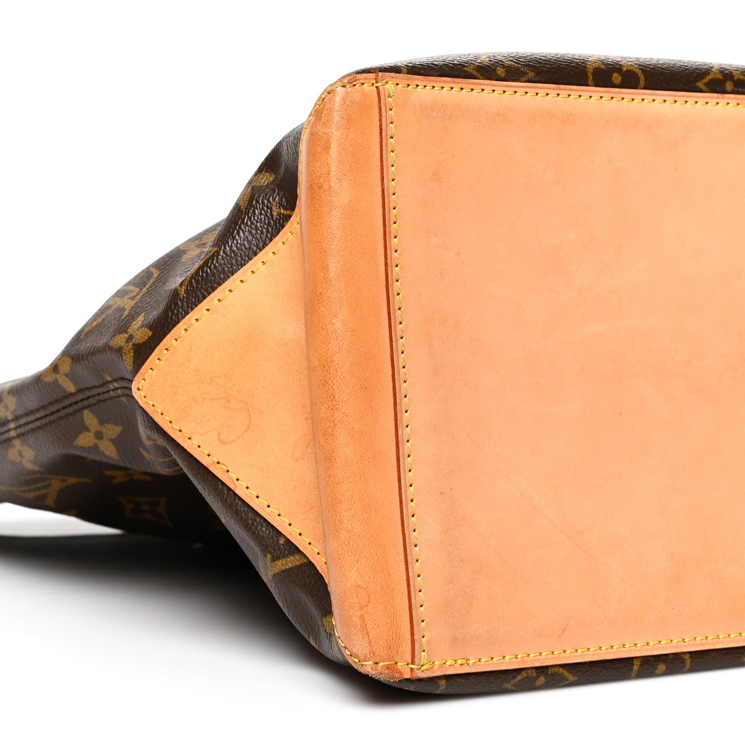 Louis Vuitton Monogram Cabas Mezzo 8 of 10