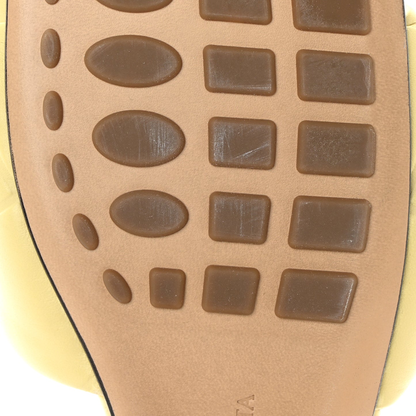 Nappa Quilted Rubber Lido Flat Sandals 39 Moon Beam