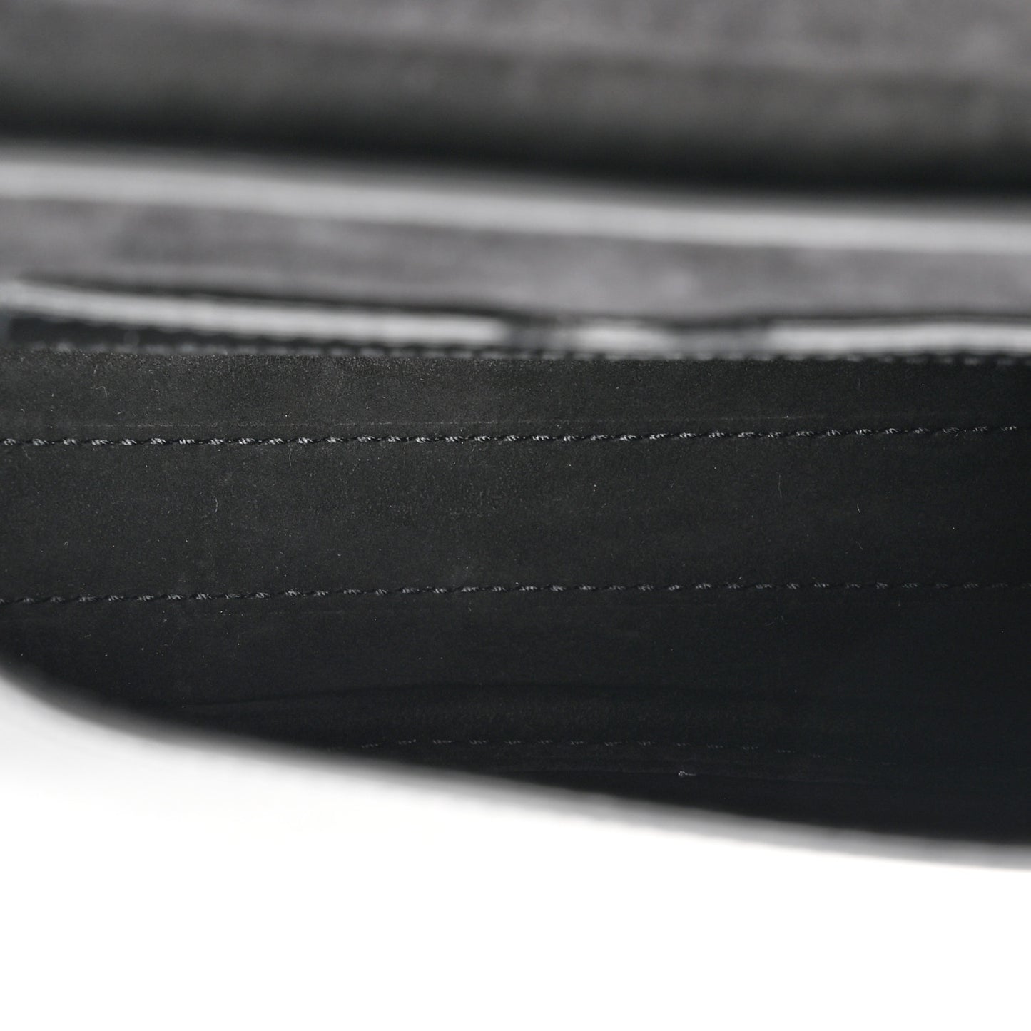Box Calfskin Small Bobby Flap Black