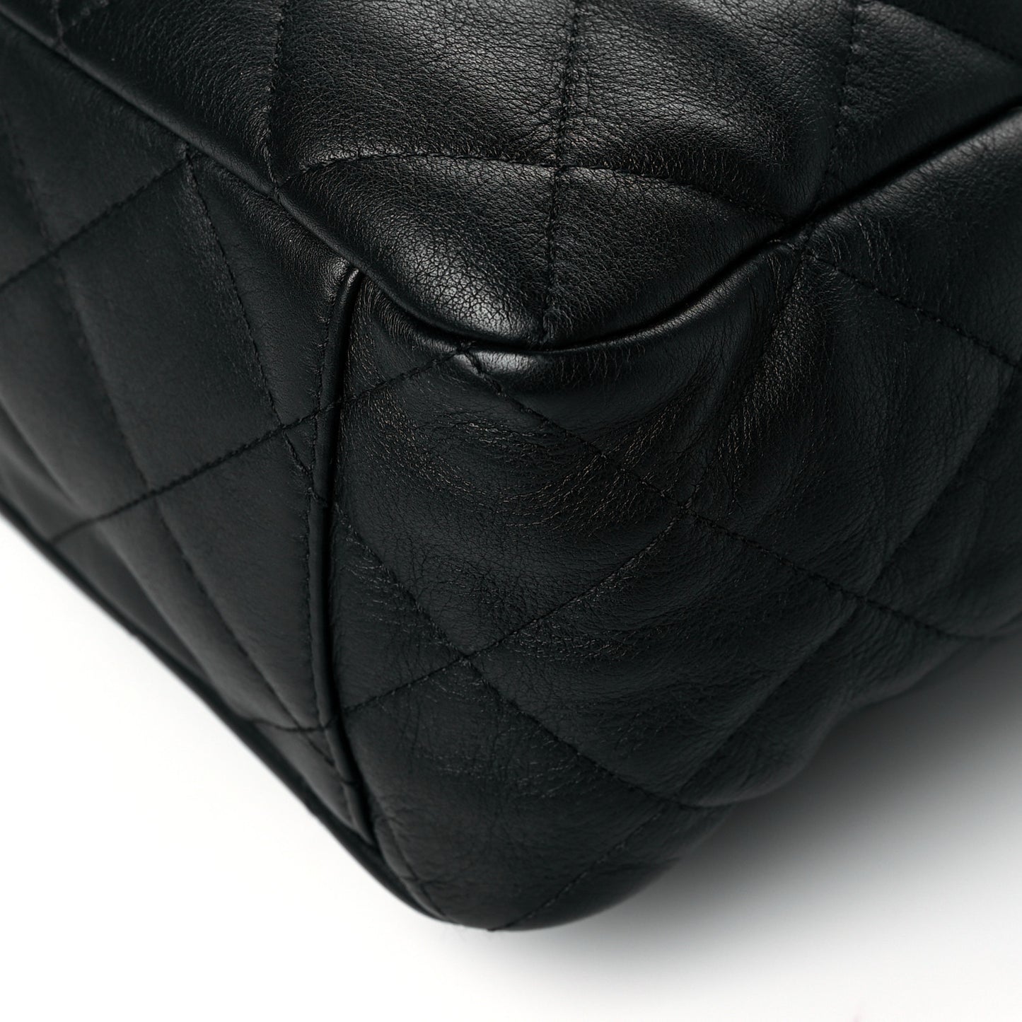 Goatskin Quilted Chain Drawstring Bag Black