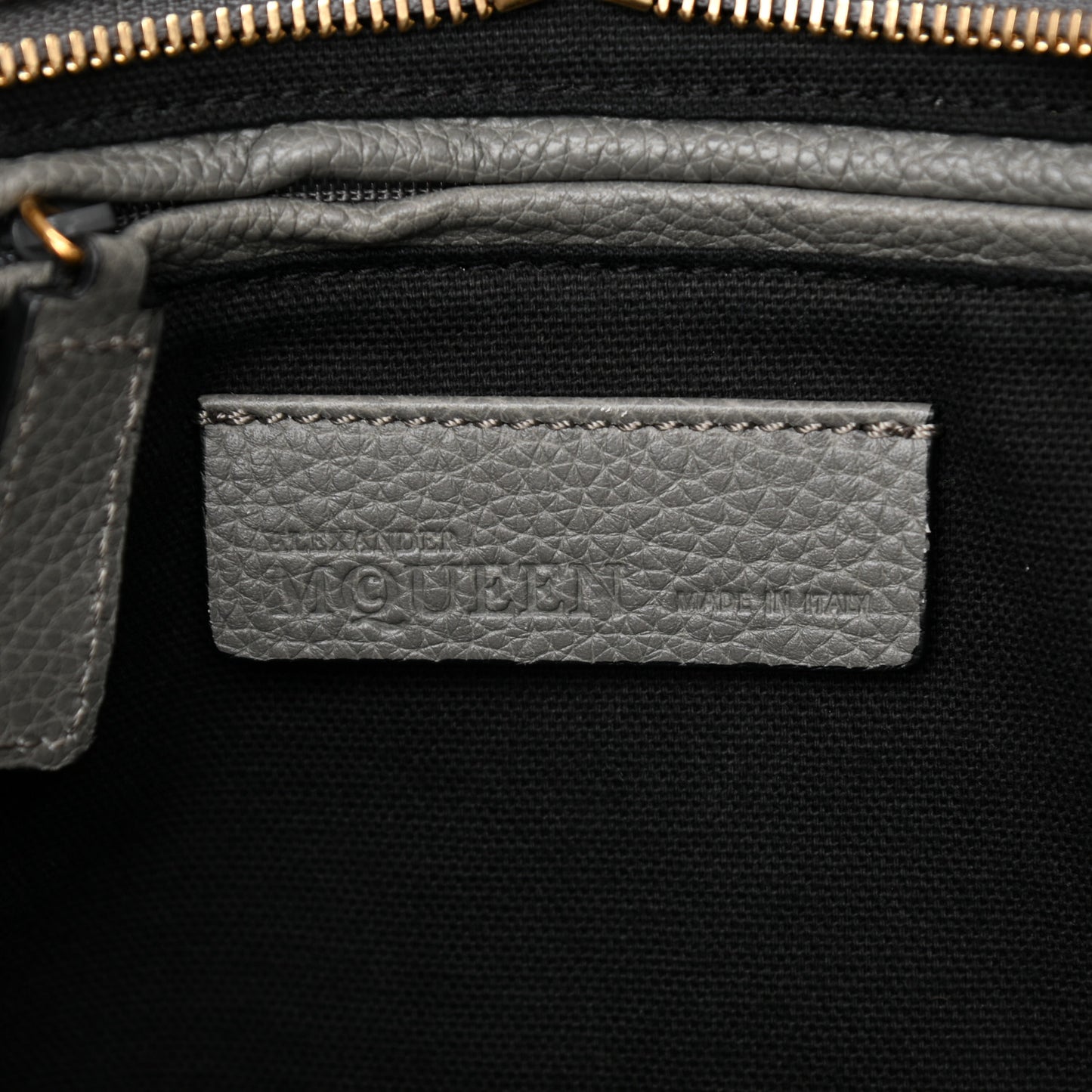 Pebbled Calfskin Small Skull Padlock Zip Around Tote Grey
