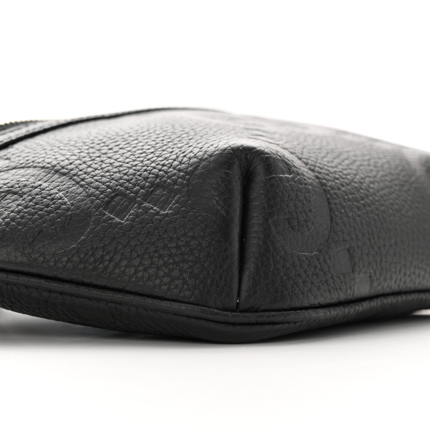 Piuma Calfskin Jumbo GG Embossed Small Belt Bag Black