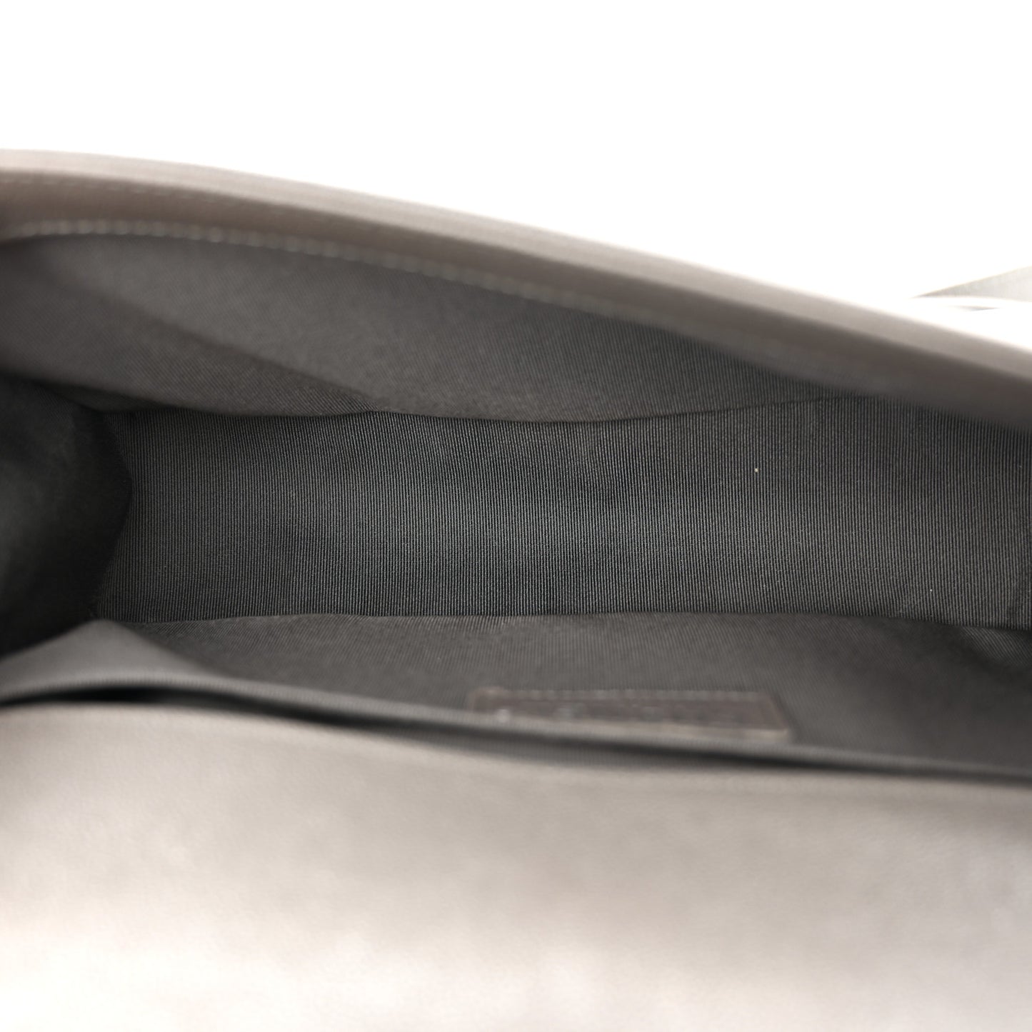 Caviar Quilted Medium Boy Flap Grey