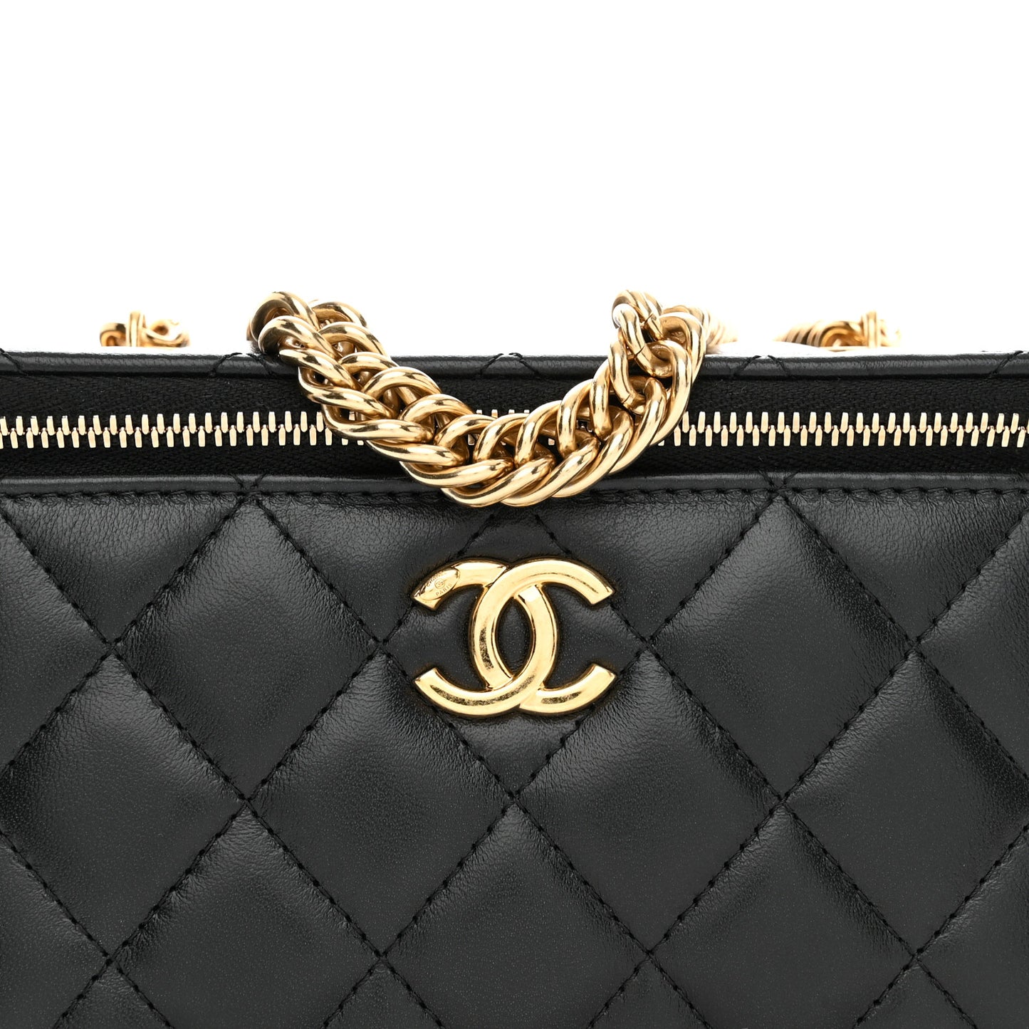 Lambskin Enamel Quilted Logo Small Vanity Case With Chain Black