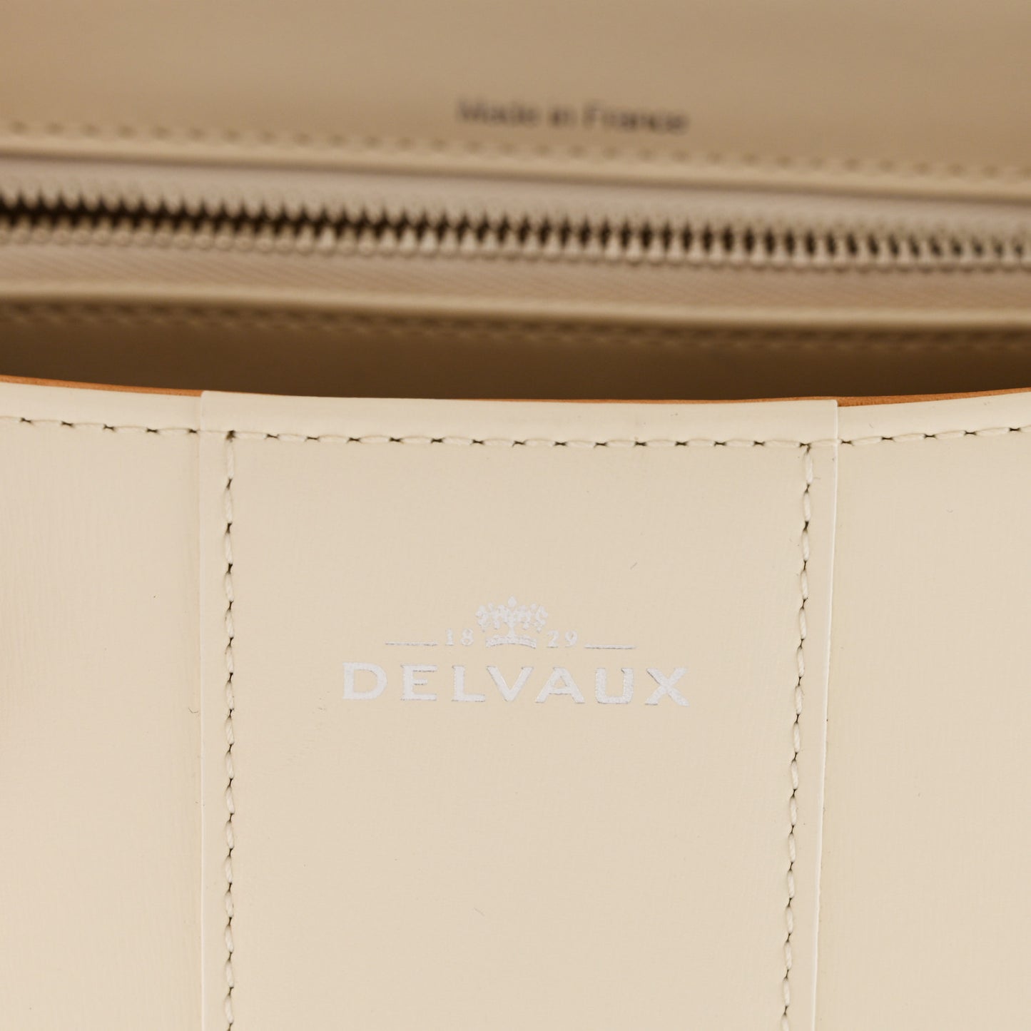 Box Calfskin Studded MM Brillant Satchel Ivory