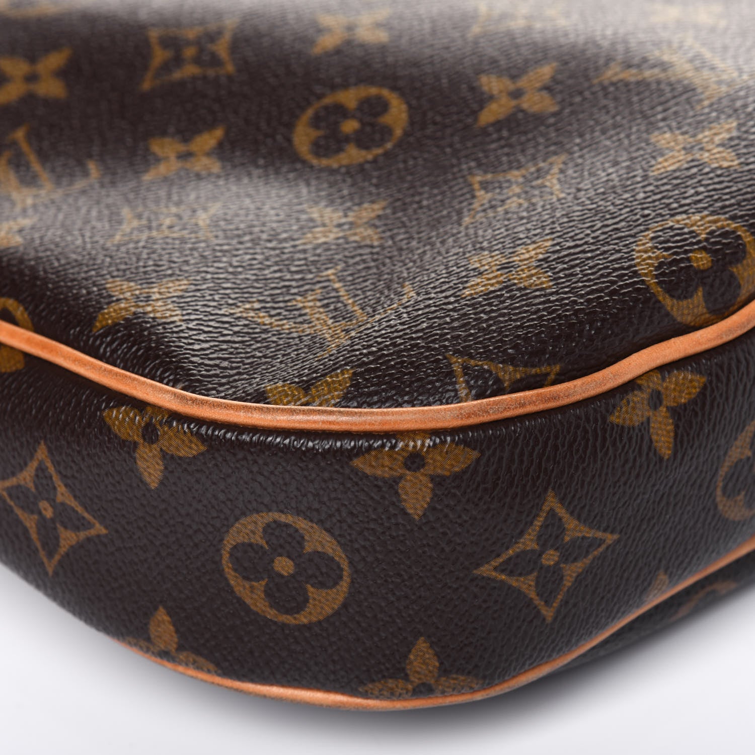 Louis Vuitton Monogram Odeon MM 11 of 21