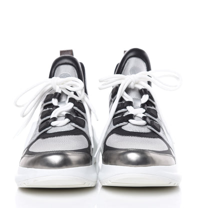 Louis Vuitton Calfskin Technical Nylon LV Archlight Sneaker 42 White 2 of 12