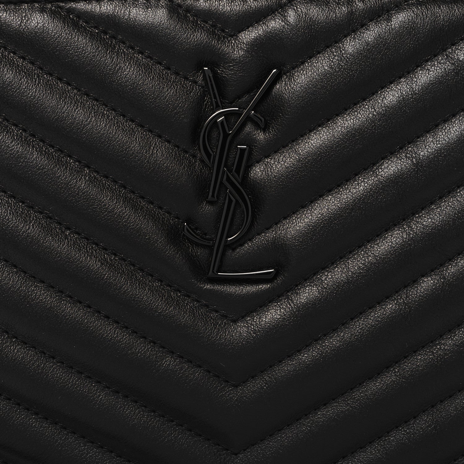 Saint Laurent Lambskin Matelasse Chevron Monogram Monochrome A5 Wristlet Black 8 of 11