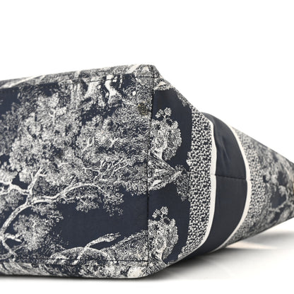 Christian Dior Technical Fabric Toile De Jouy DiorTravel Nomad Pouch Blue 10 of 11