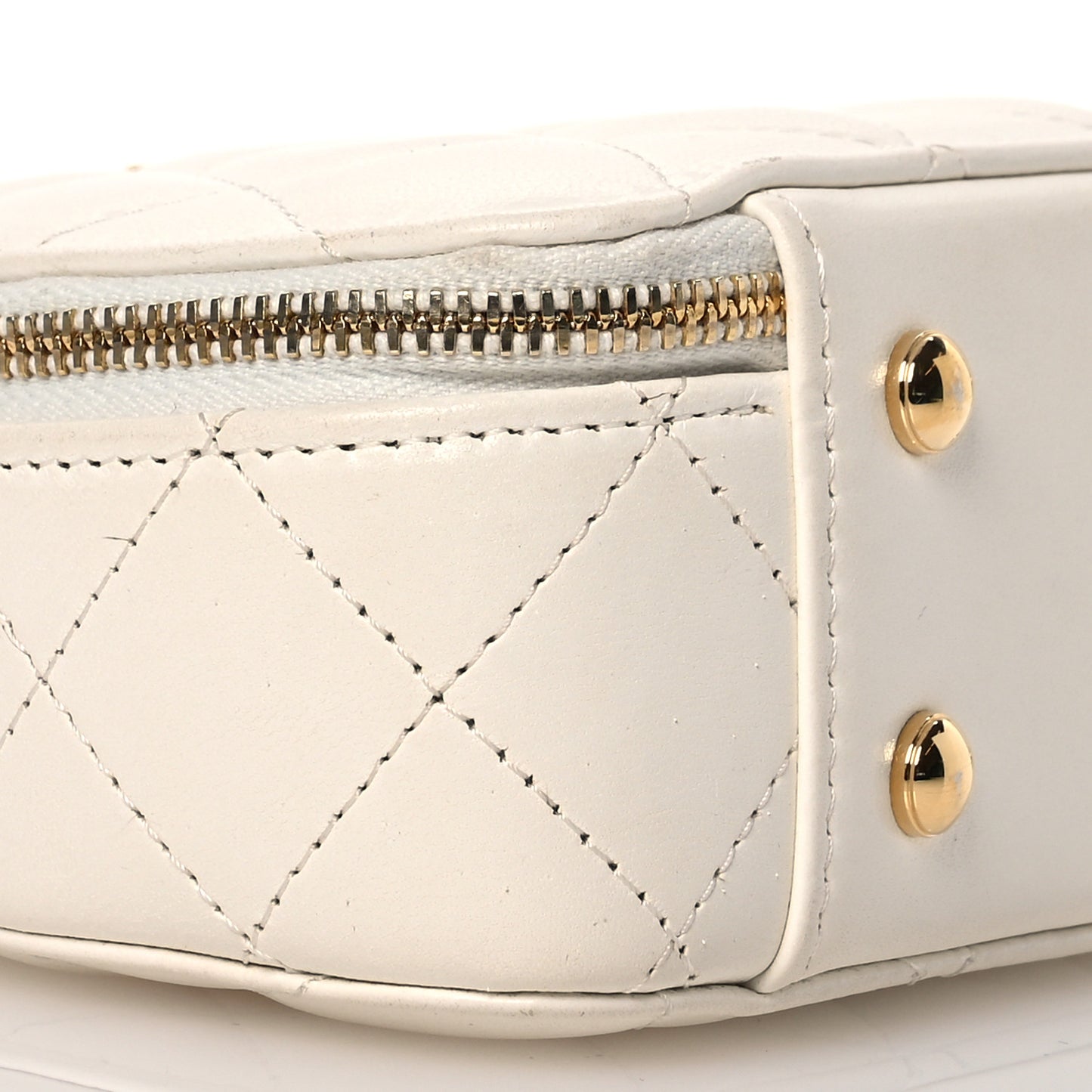 Lambskin Quilted Mini Chic Riviera Top Handle Vanity Case White