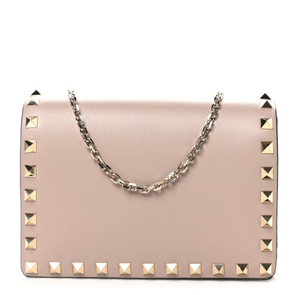 Valentino Garavani Vitello Rockstud Wallet on Chain Poudre 1 of 8