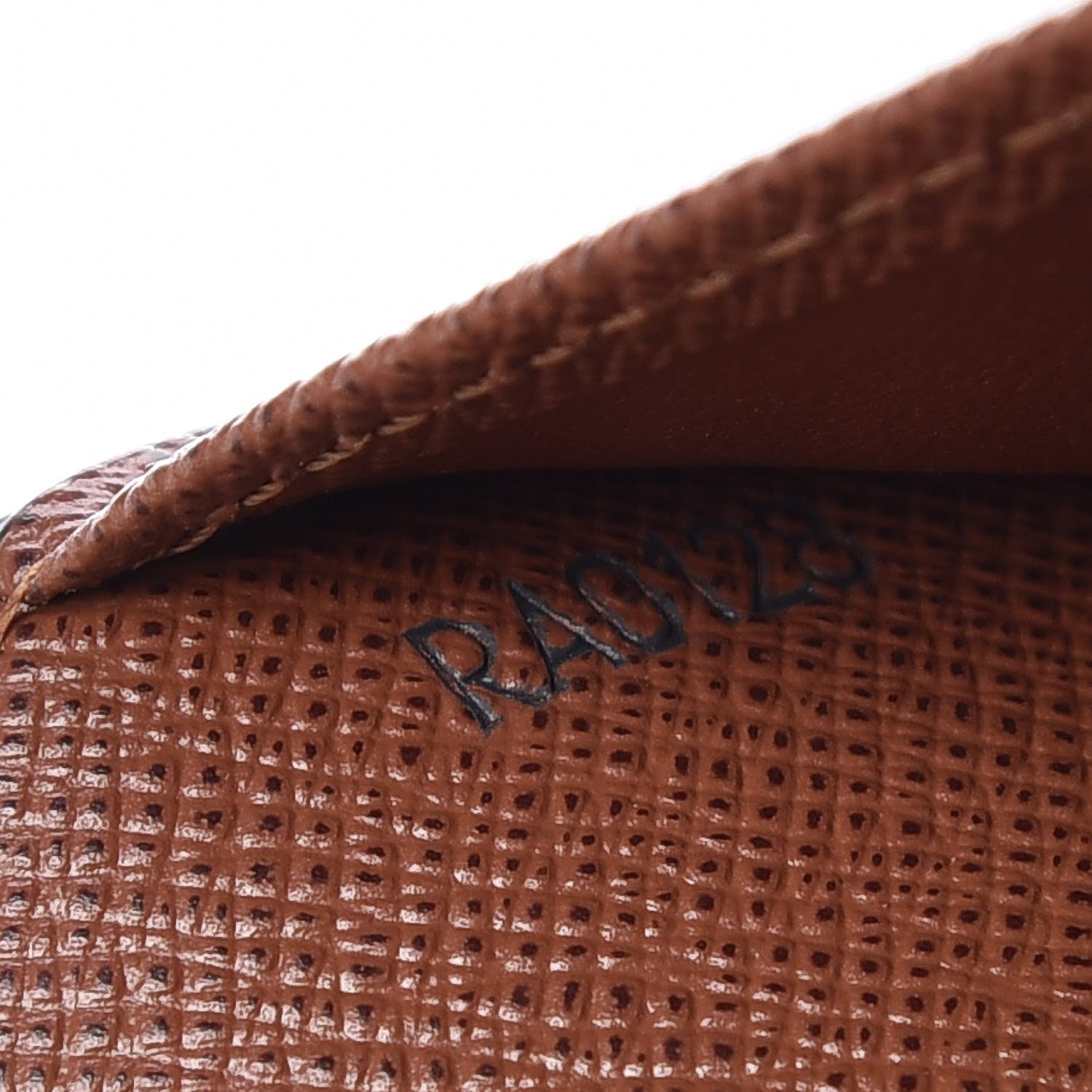 Louis Vuitton Monogram Small Ring Agenda Cover 7 of 8