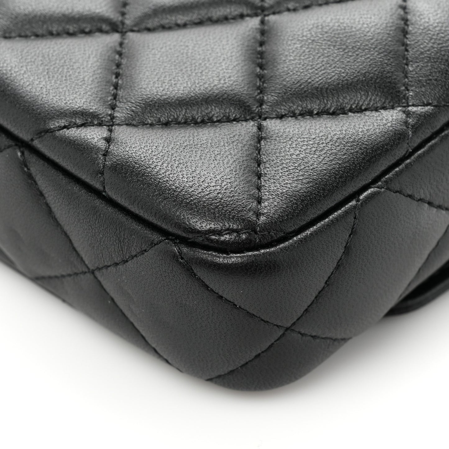 Lambskin Quilted Flap Phone Holder With Chain Black