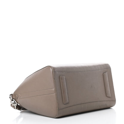 Givenchy Sugar Goatskin Medium Antigona Sand 4 of 21