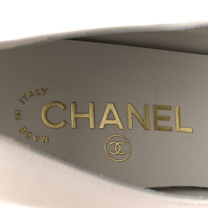 Chanel Patent Calfskin Grosgrain Bow Mary Jane Pumps 38.5 White Black 9 of 10