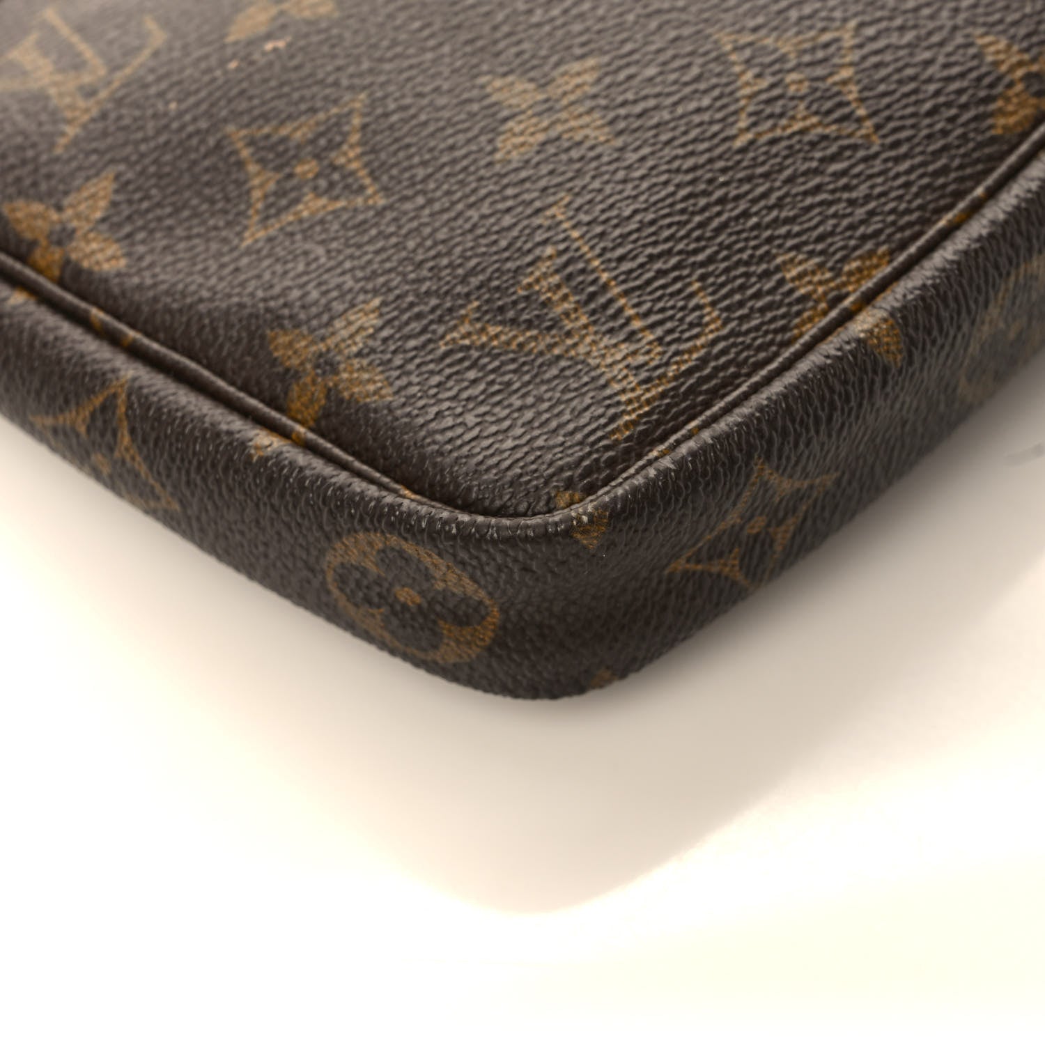 Louis Vuitton Monogram Pochette Accessories 10 of 12