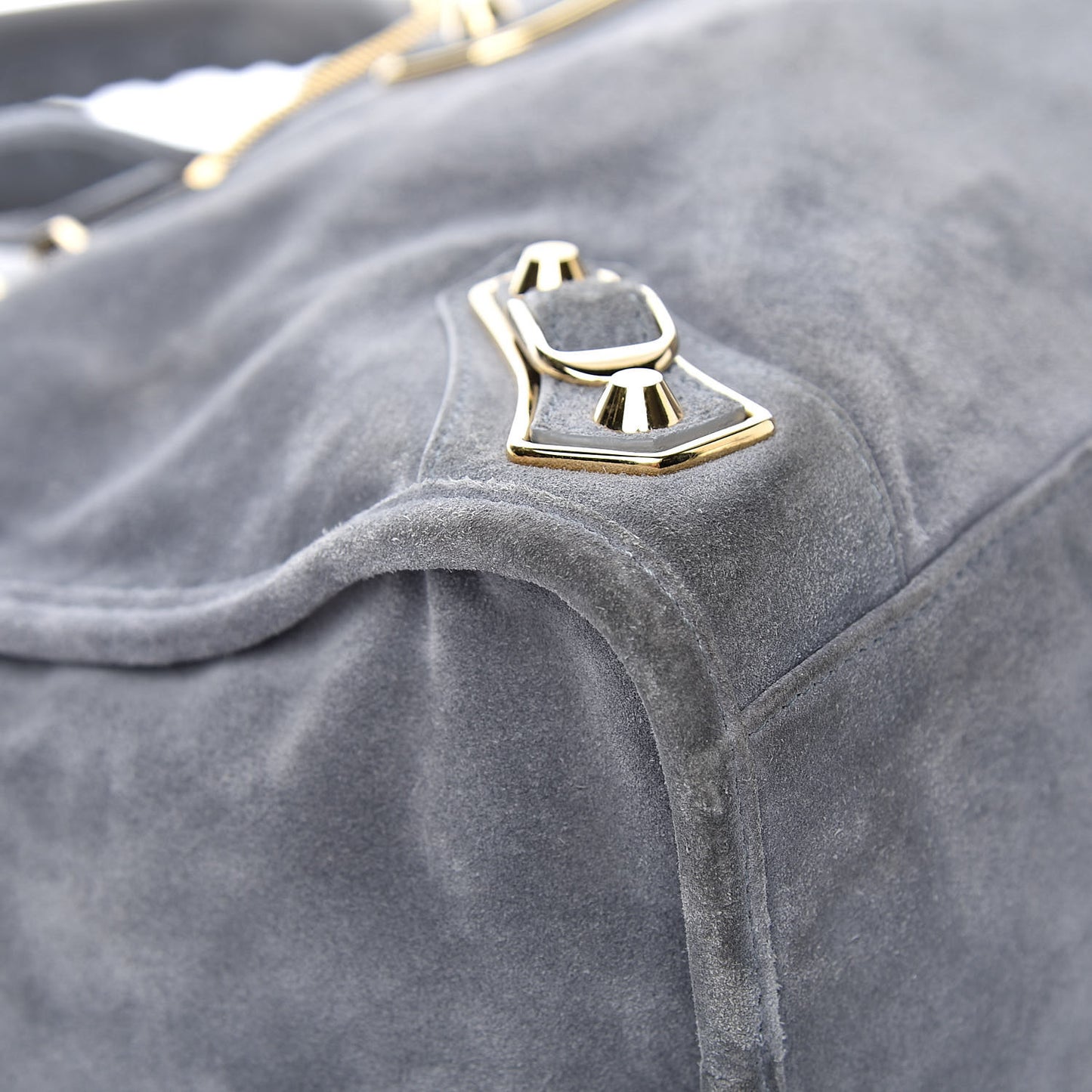 Baby Daim Suede Gold Metallic Edge Hardware City Gris Plomb