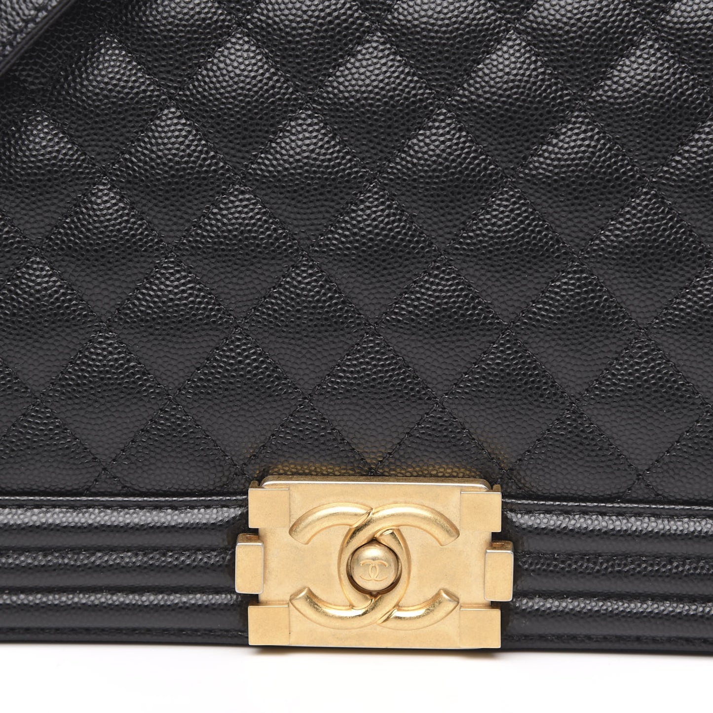 Caviar Quilted New Medium Boy Flap Black
