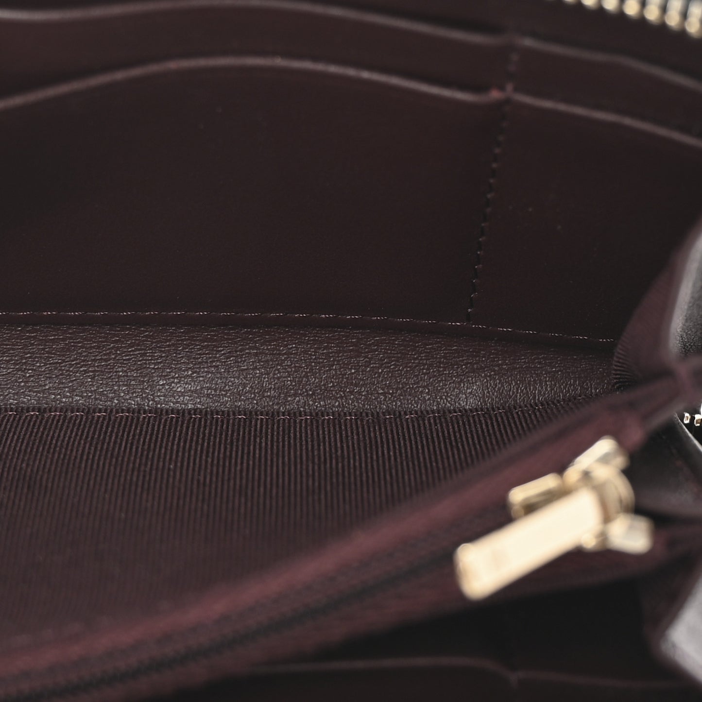 Caviar Quilted Medium Zip Around Wallet Black