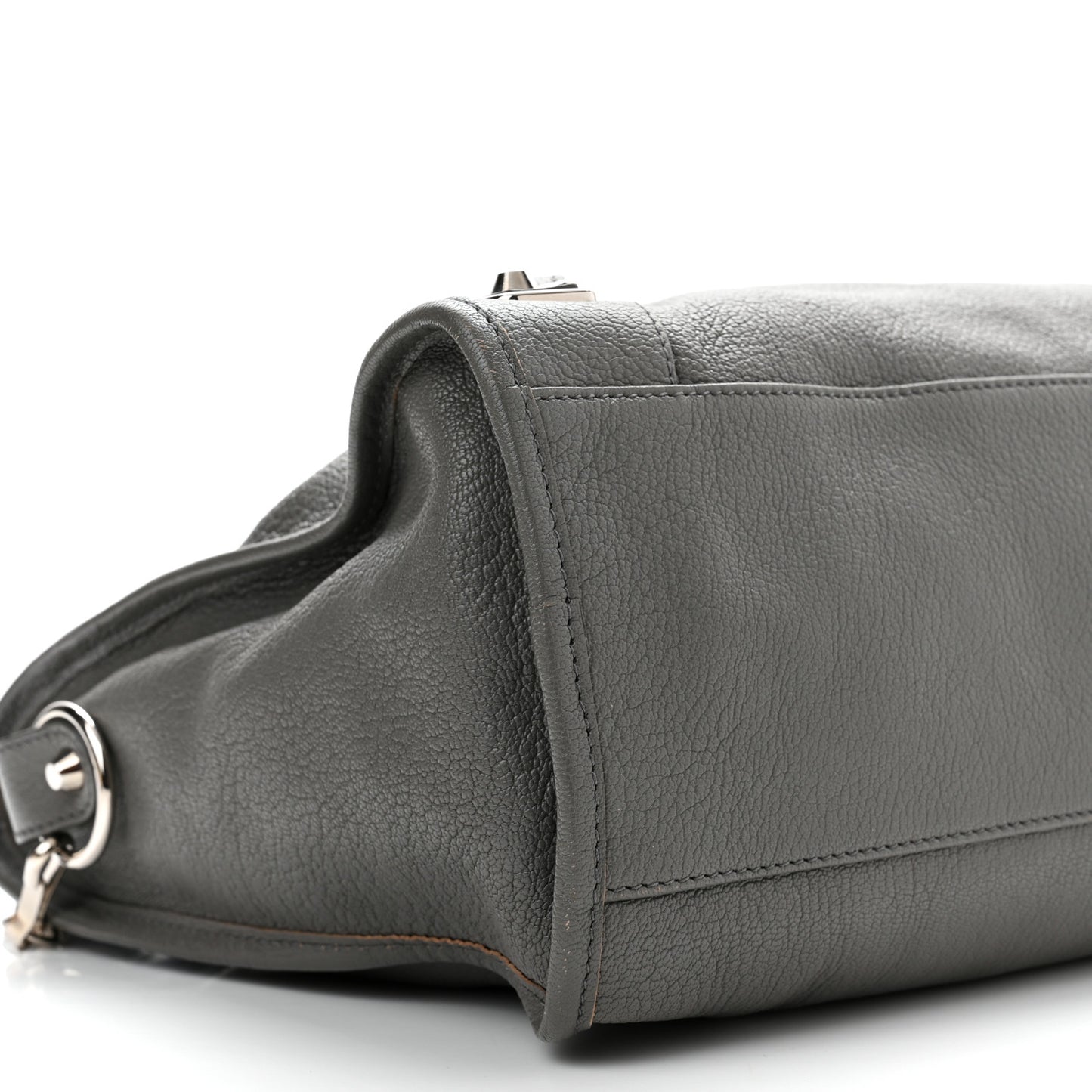 Chevre Silver Metallic Edge Hardware City Gris Acier