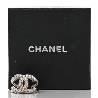Chanel Metal Pearl CC Ring 6.5 Silver 7 of 7