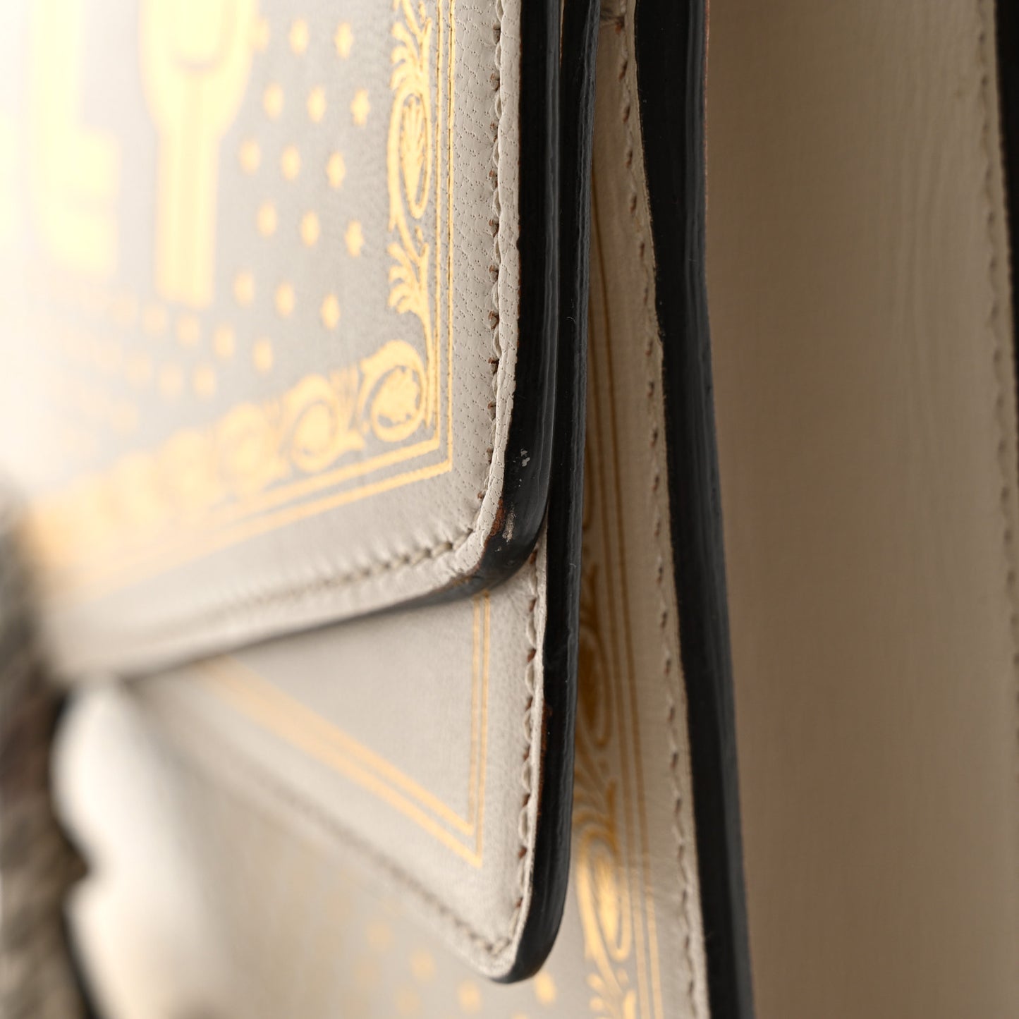 X SEGA Calfskin GUCCY Stars Medium Dionysus Shoulder Bag Mystic White Gold
