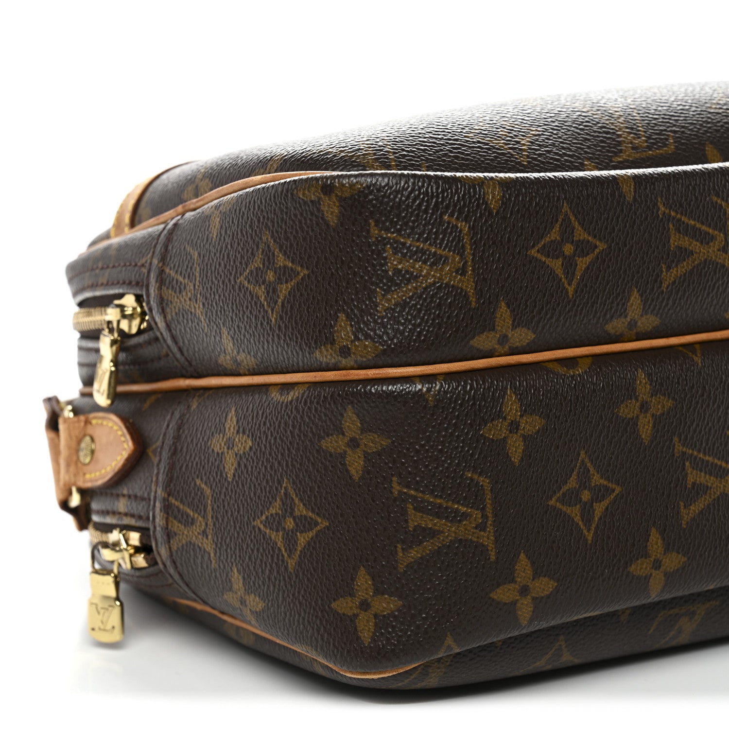 Louis Vuitton Monogram Reporter PM 9 of 16
