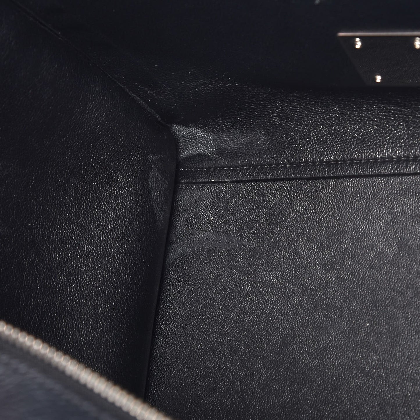 Drummed Calfskin Suede Small Trapeze Black