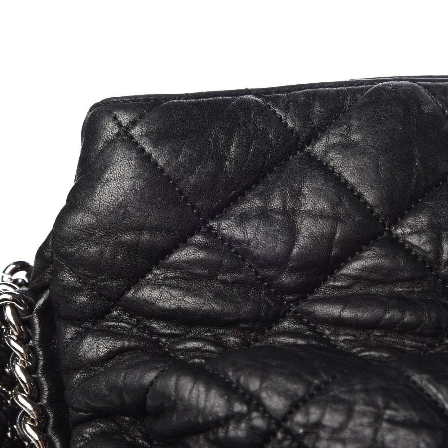 Washed Lambskin Chain Around Hobo Black