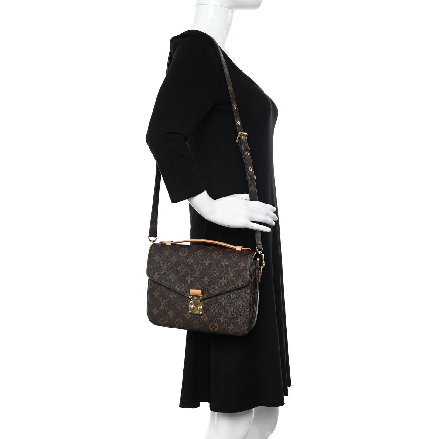 Monogram Pochette Metis