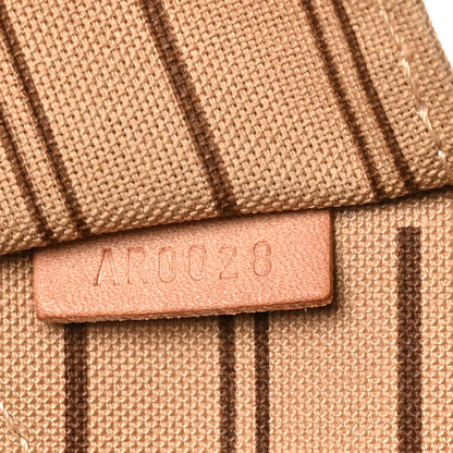 Louis Vuitton Monogram Neverfull MM 6 of 10