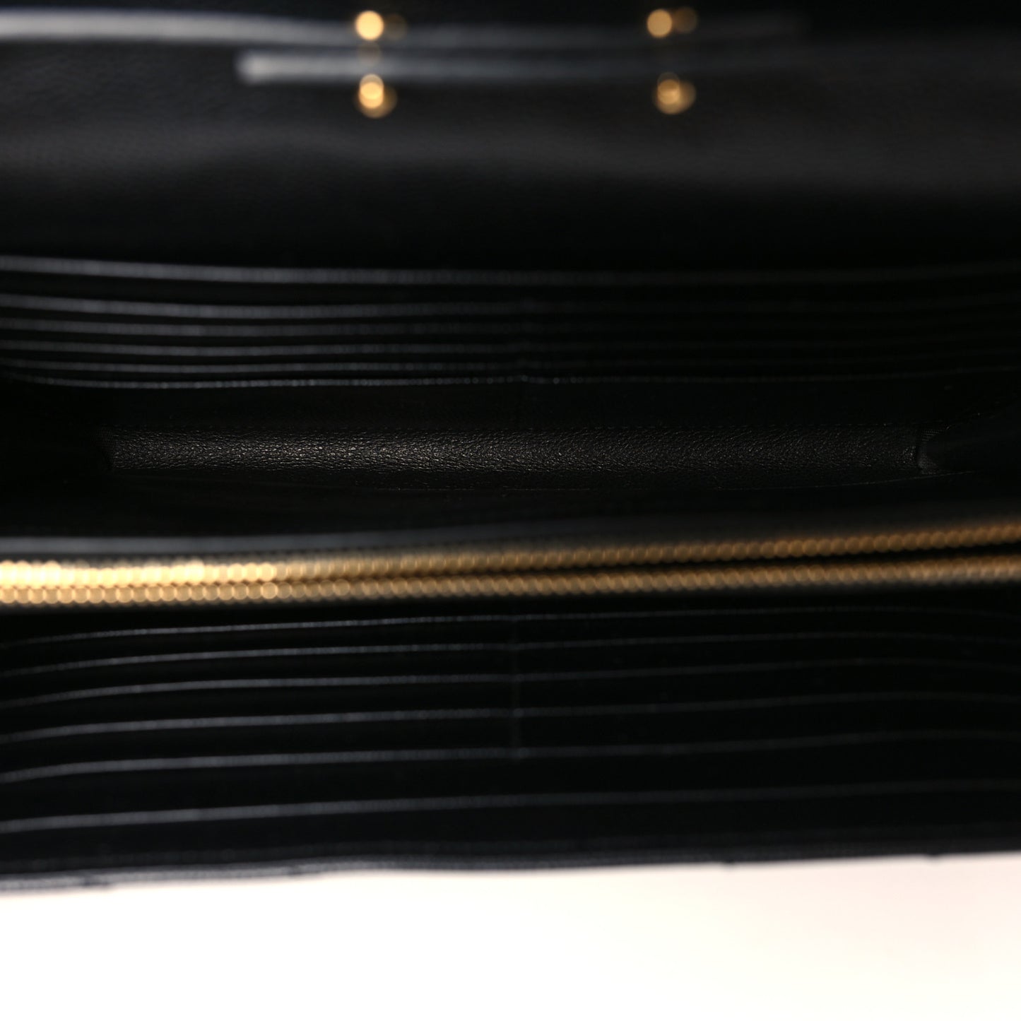 Grain De Poudre Matelasse Chevron Monogram Chain Wallet Black