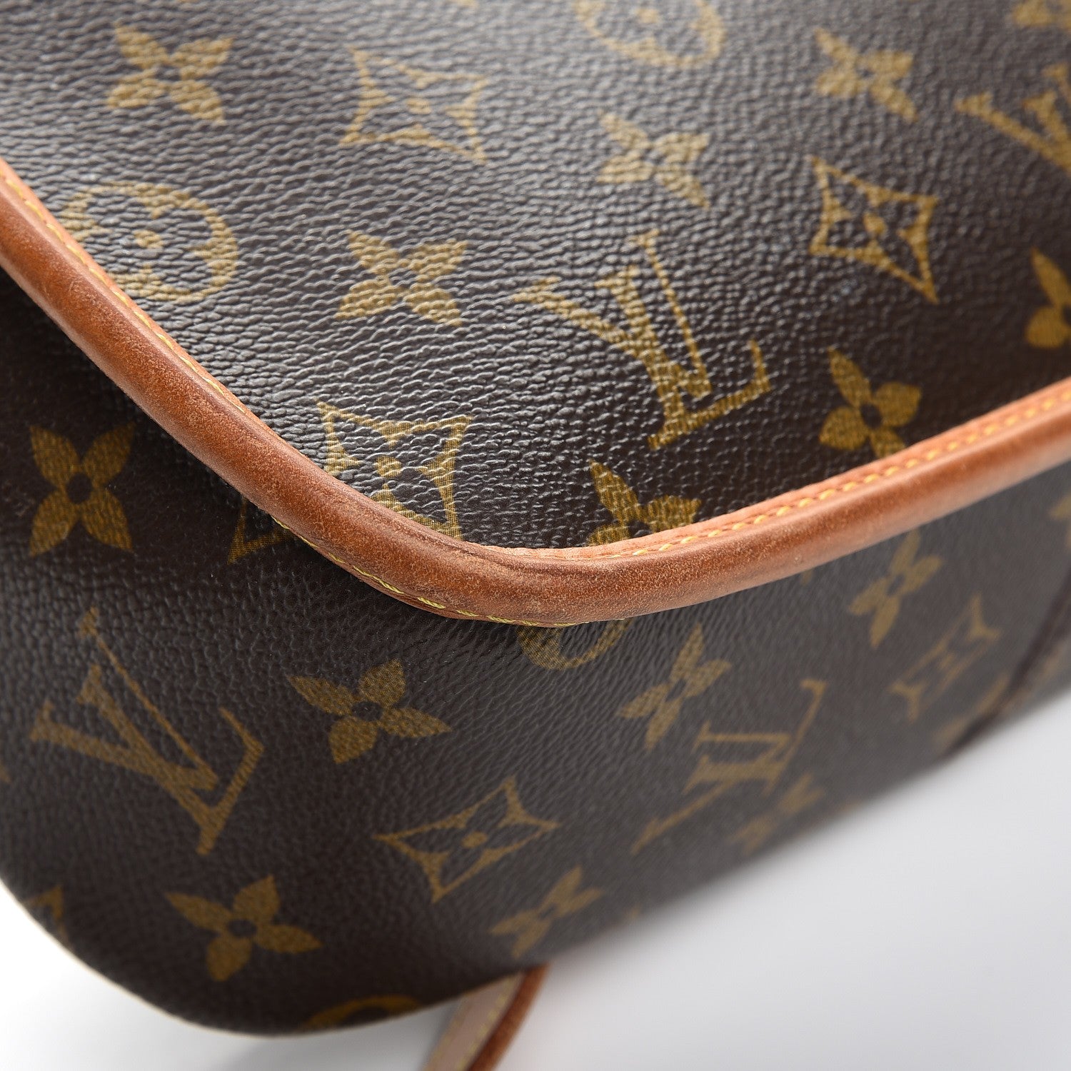 Louis Vuitton Monogram Sologne 15 of 21