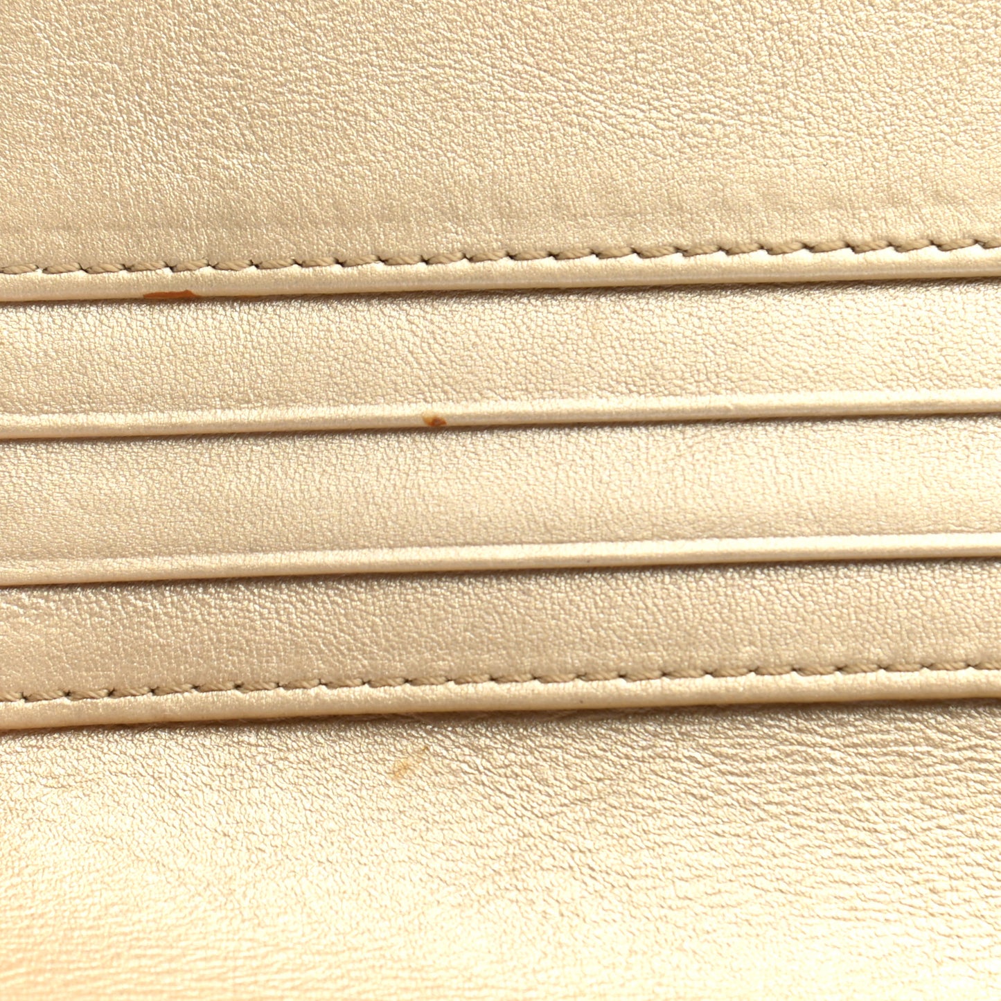 Metallic Patent Heritage Grain Penrose Continental Wallet Gold