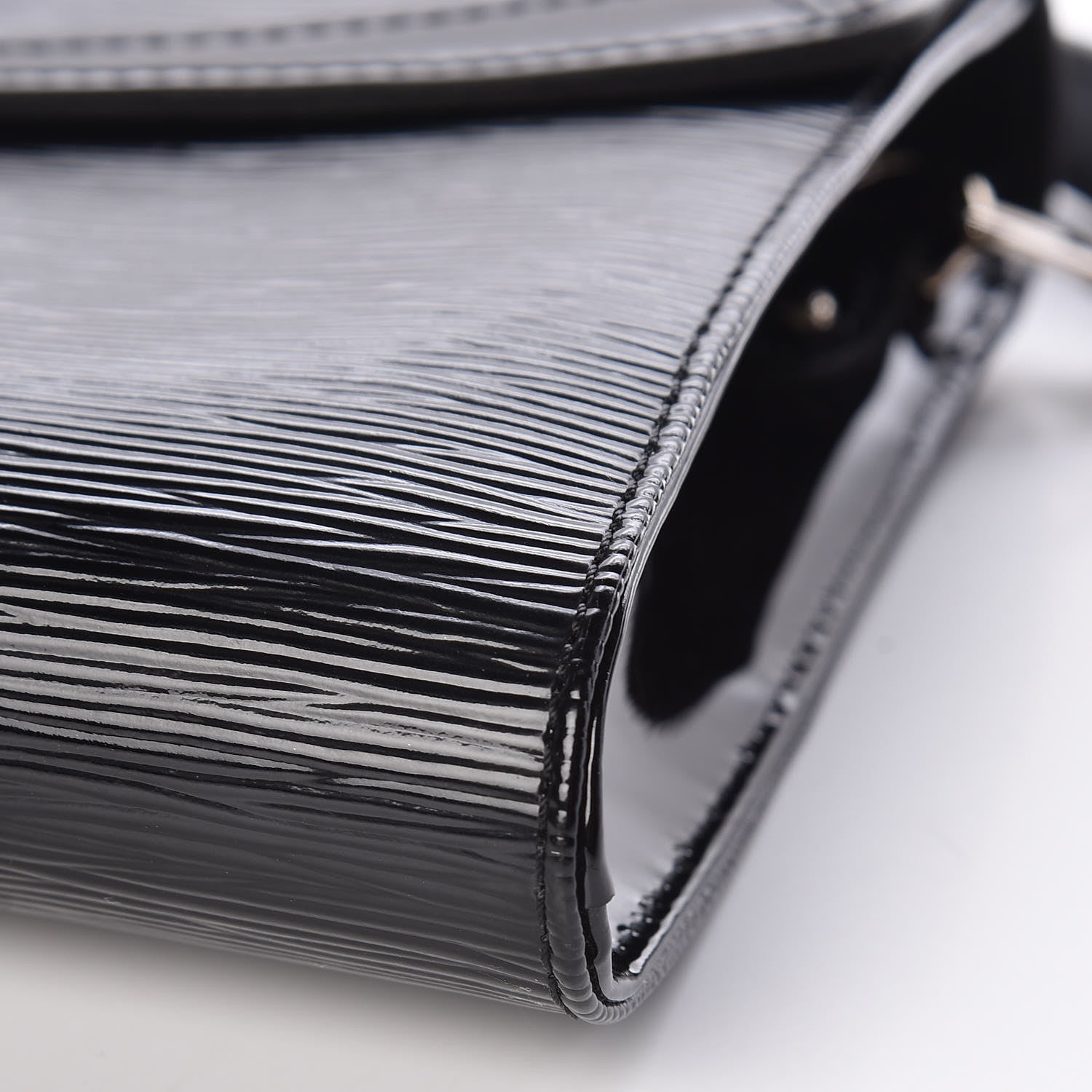 Louis Vuitton Epi Electric Pochette Iena Black 8 of 9