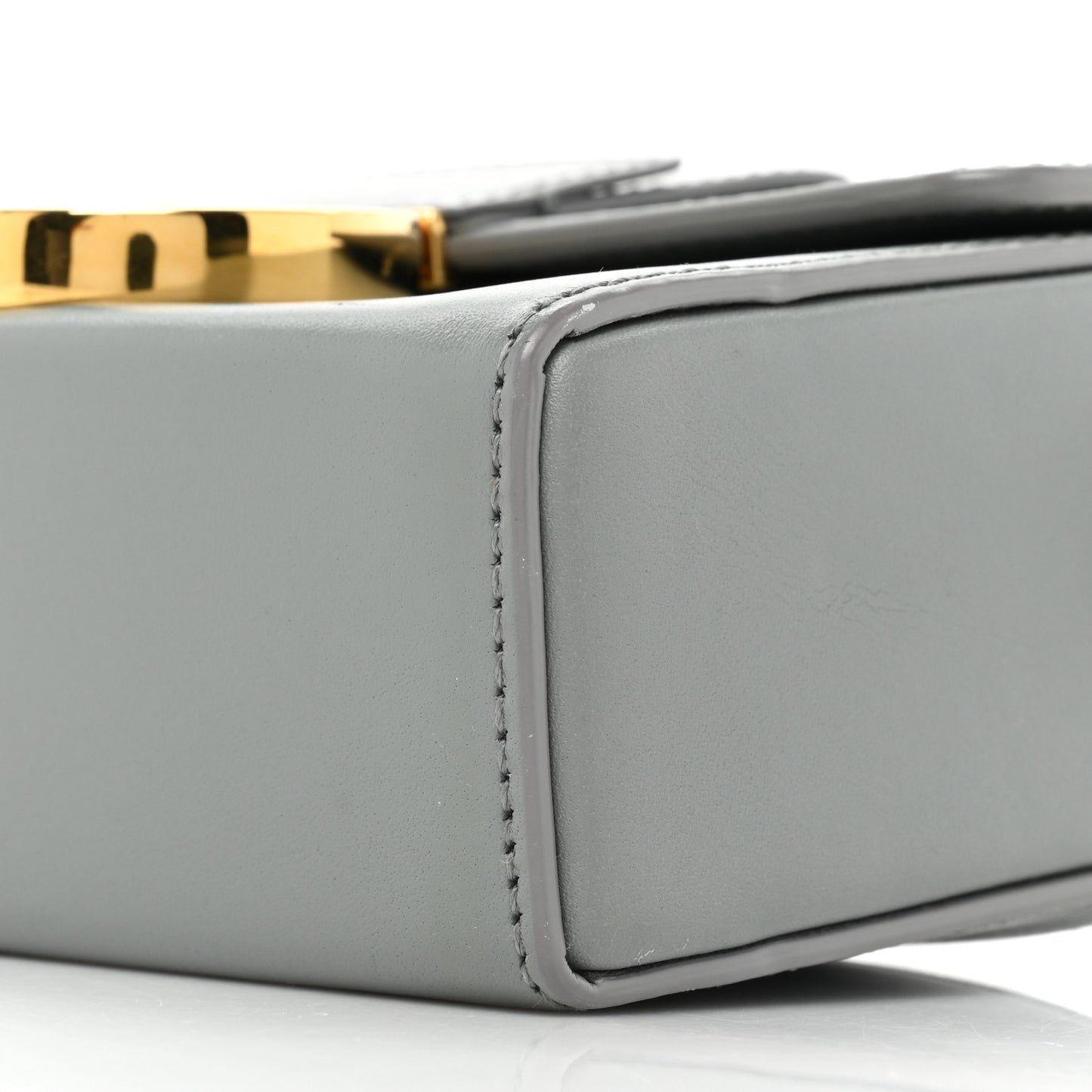 Box Calfskin 30 Montaigne Box Bag Gray