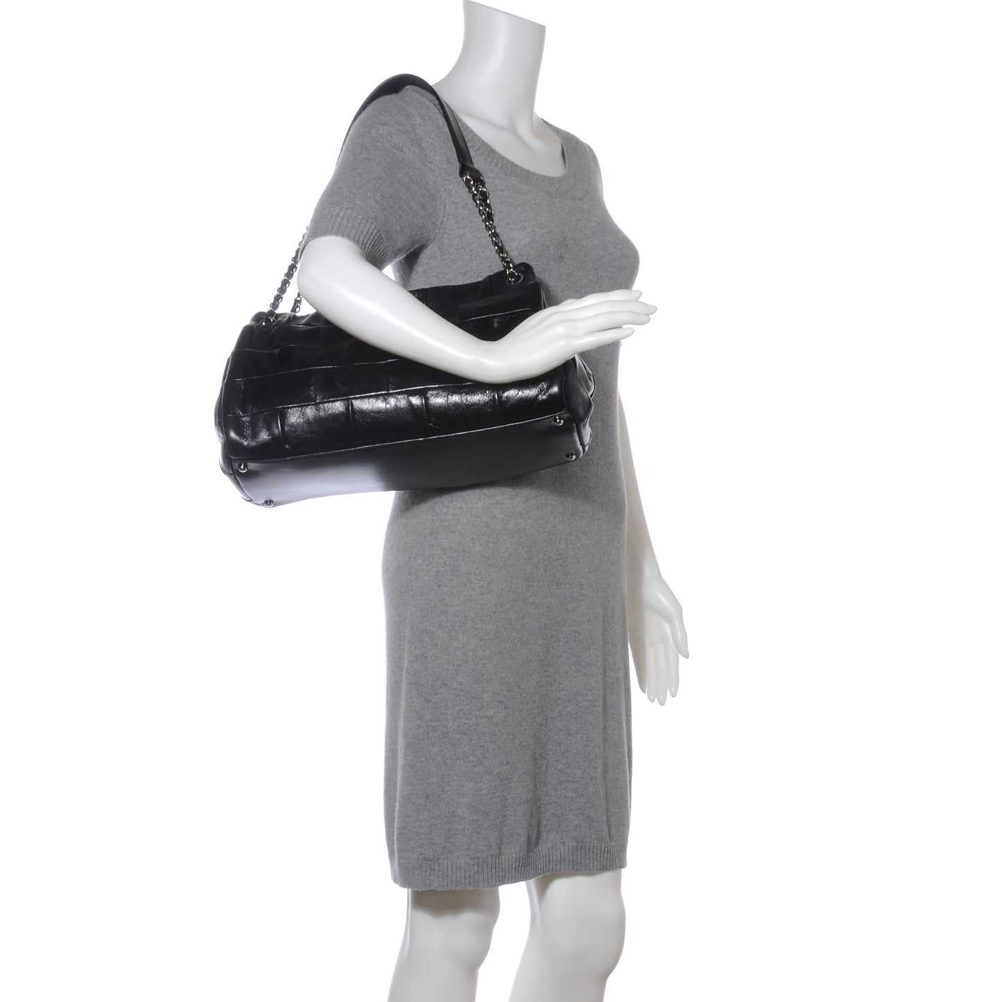 Lambskin Igloo Shoulder Bag Black