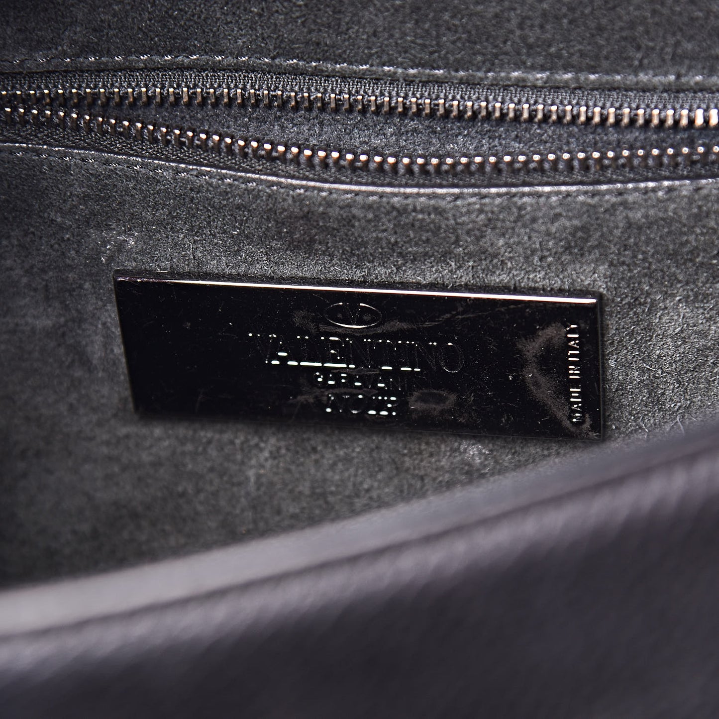 Pebbled Calfskin Small Glam Lock Rockstud Flap Black