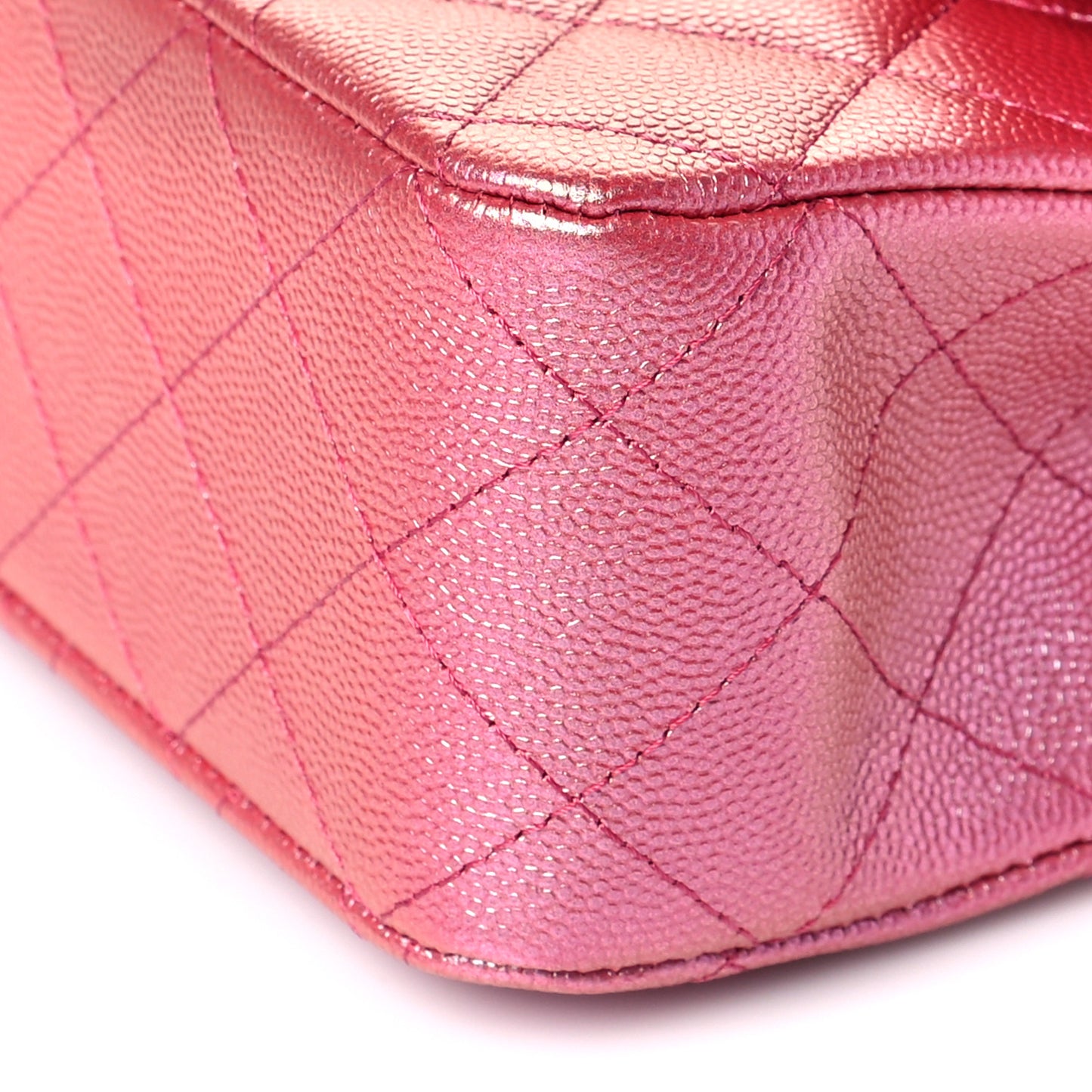 Iridescent Caviar Quilted Medium Double Flap Pink