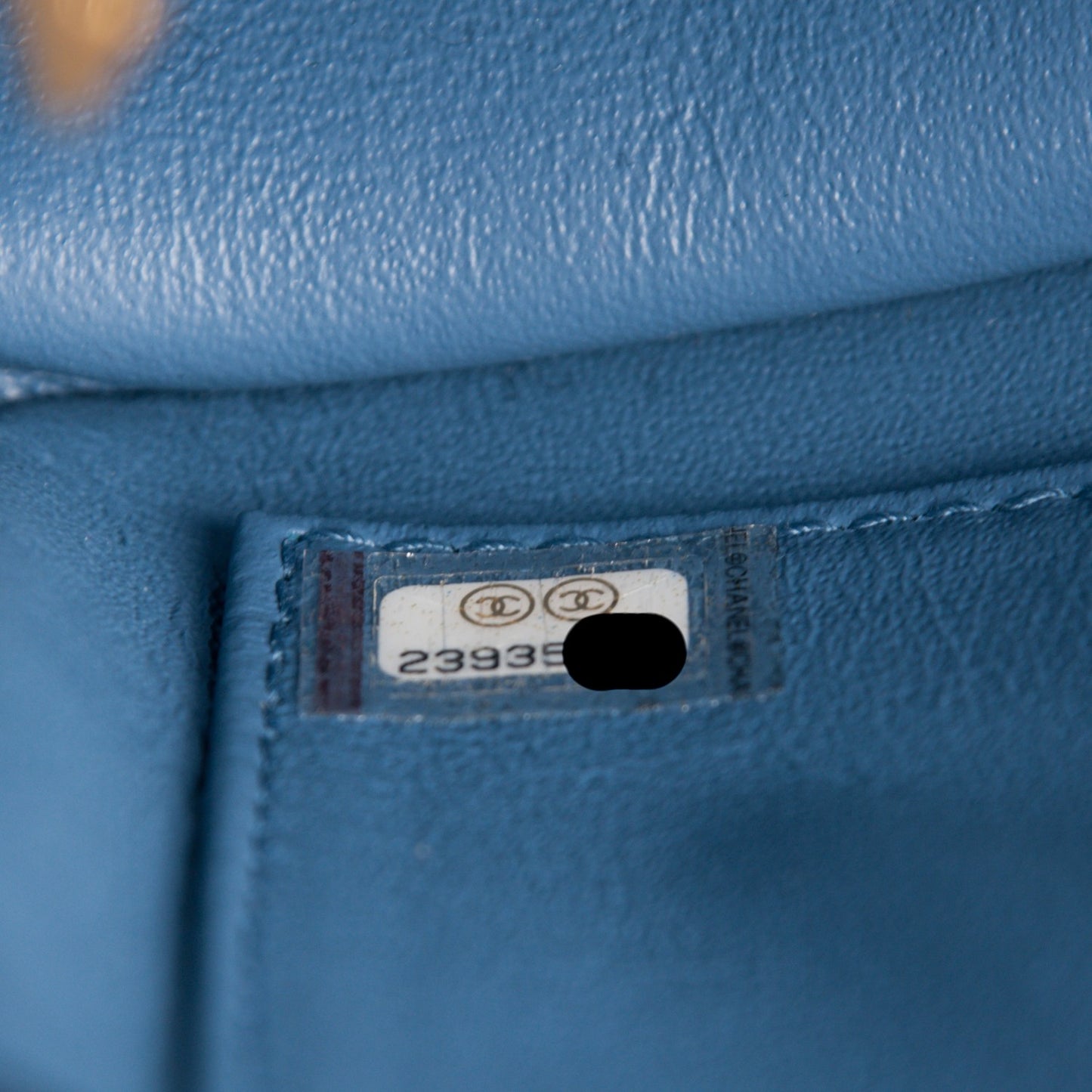 Caviar Quilted Medium CC Filigree Flap Navy