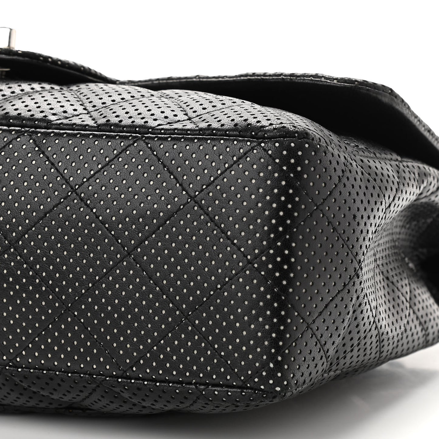 Lambskin Perforated Jumbo Single Flap Black