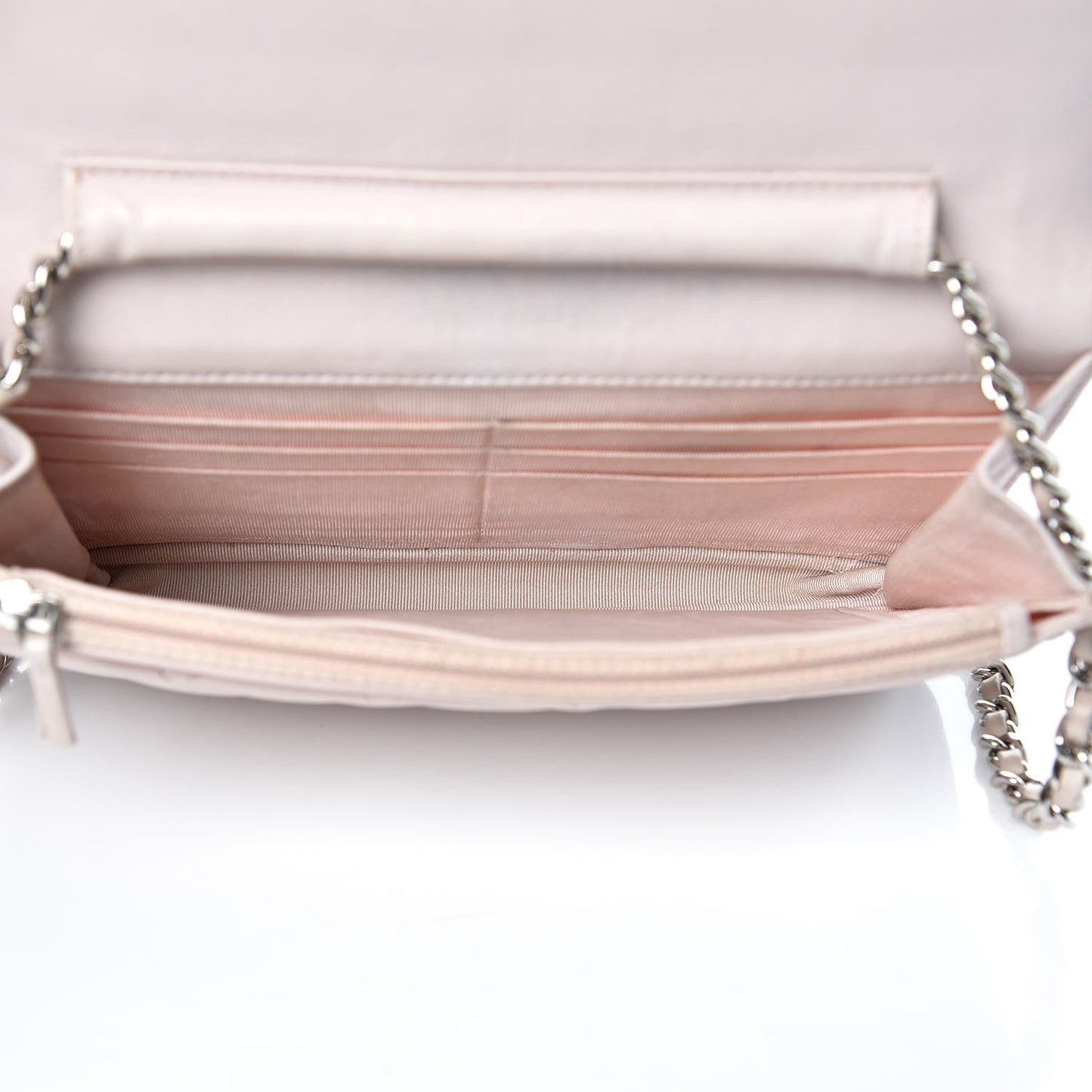 Lambskin Quilted Wallet On Chain WOC Rose Pale